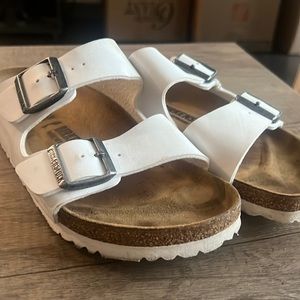 White Arizona Birko-Flor Birkenstock Sandals